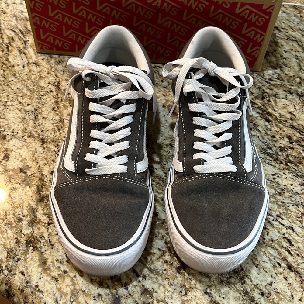 Vans- Old Skool Lite mens size11 pewter